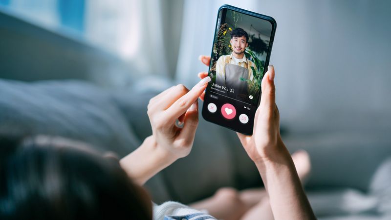 VikiLine Dating System - A Modern Technique to Online Relationships